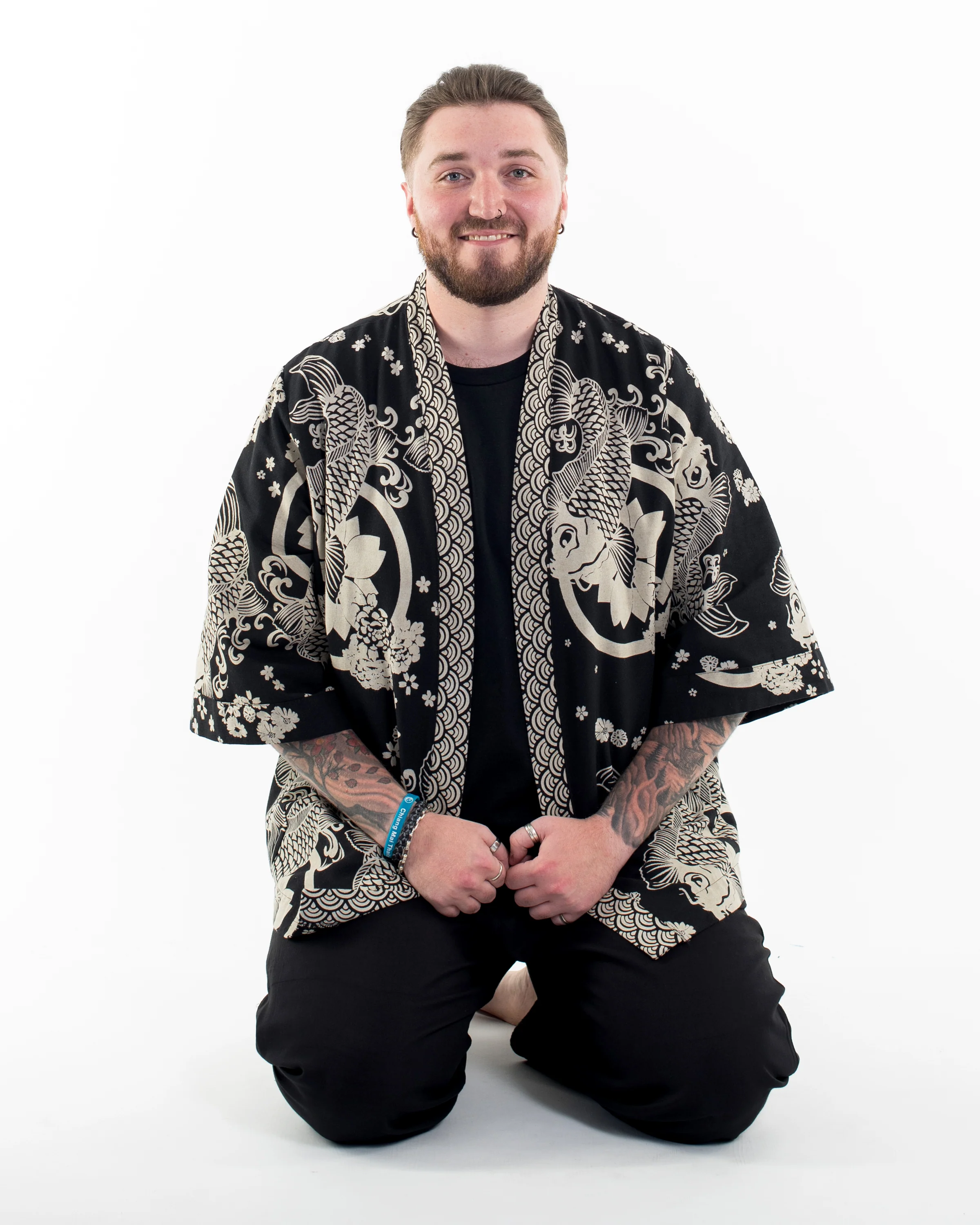 Koi Fish Print Cotton Kimono Cardigan in Black - Image 3