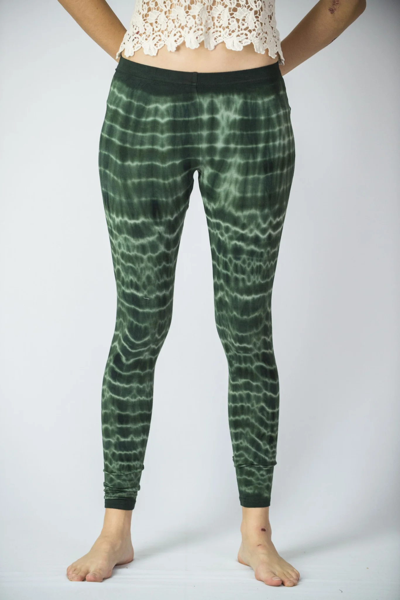 Melting Stripes Tie Dye Cotton Leggings in Green - Image 2