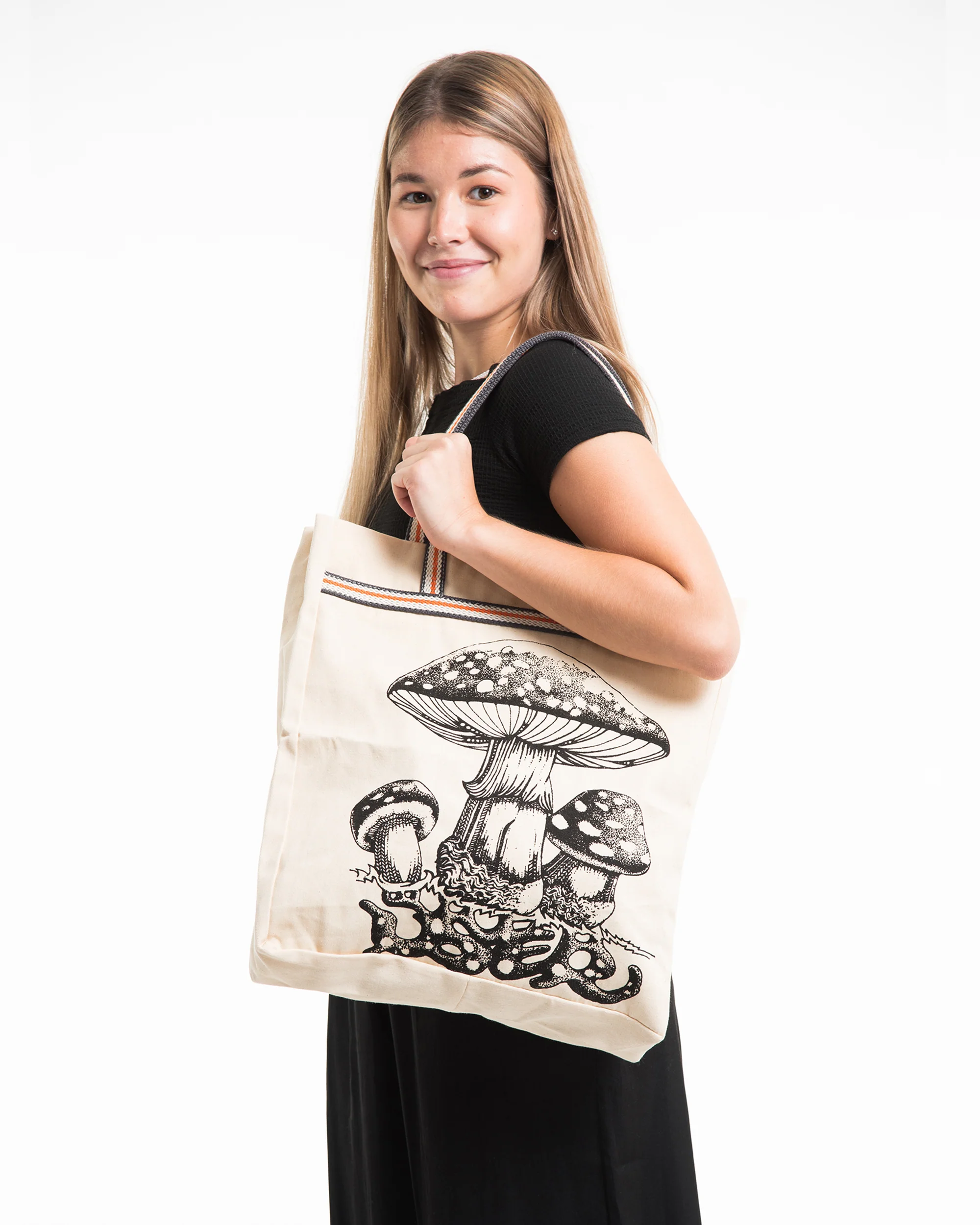Mushrooms Canvas Everyday Tote Bag in Natural