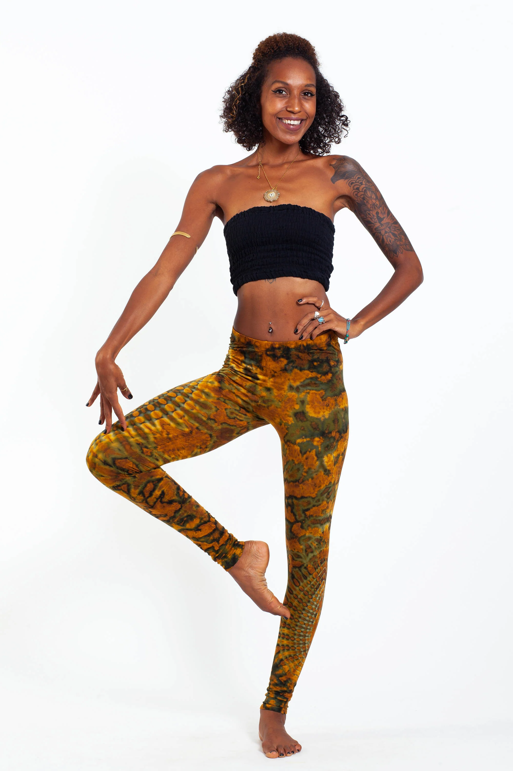 Oval Swirls Tie Dye Cotton Leggings in Yellow Gold