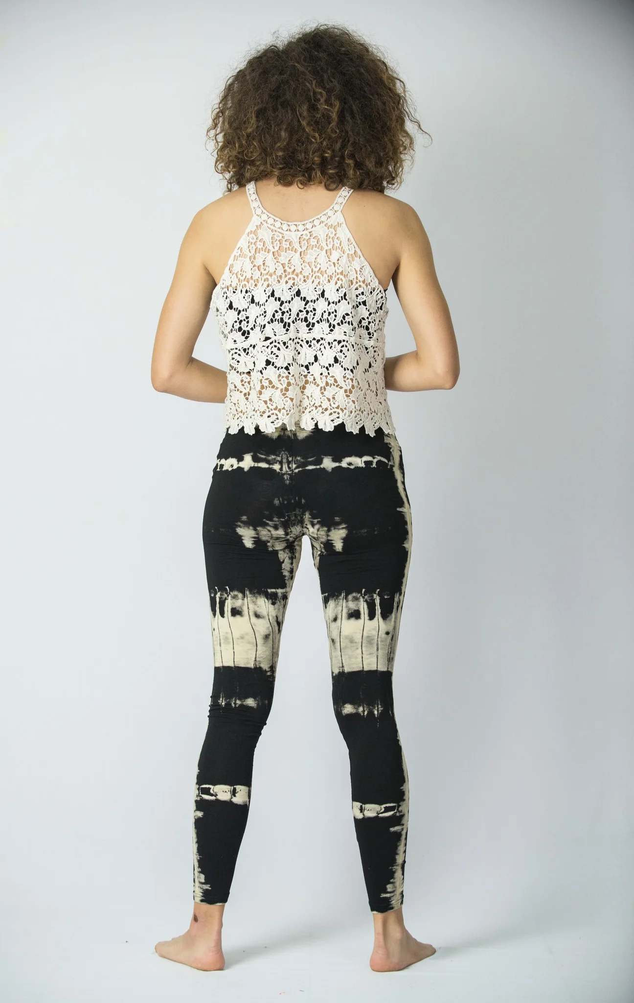 Patch Dye Tie Dye Cotton Leggings in Black/White - Image 4