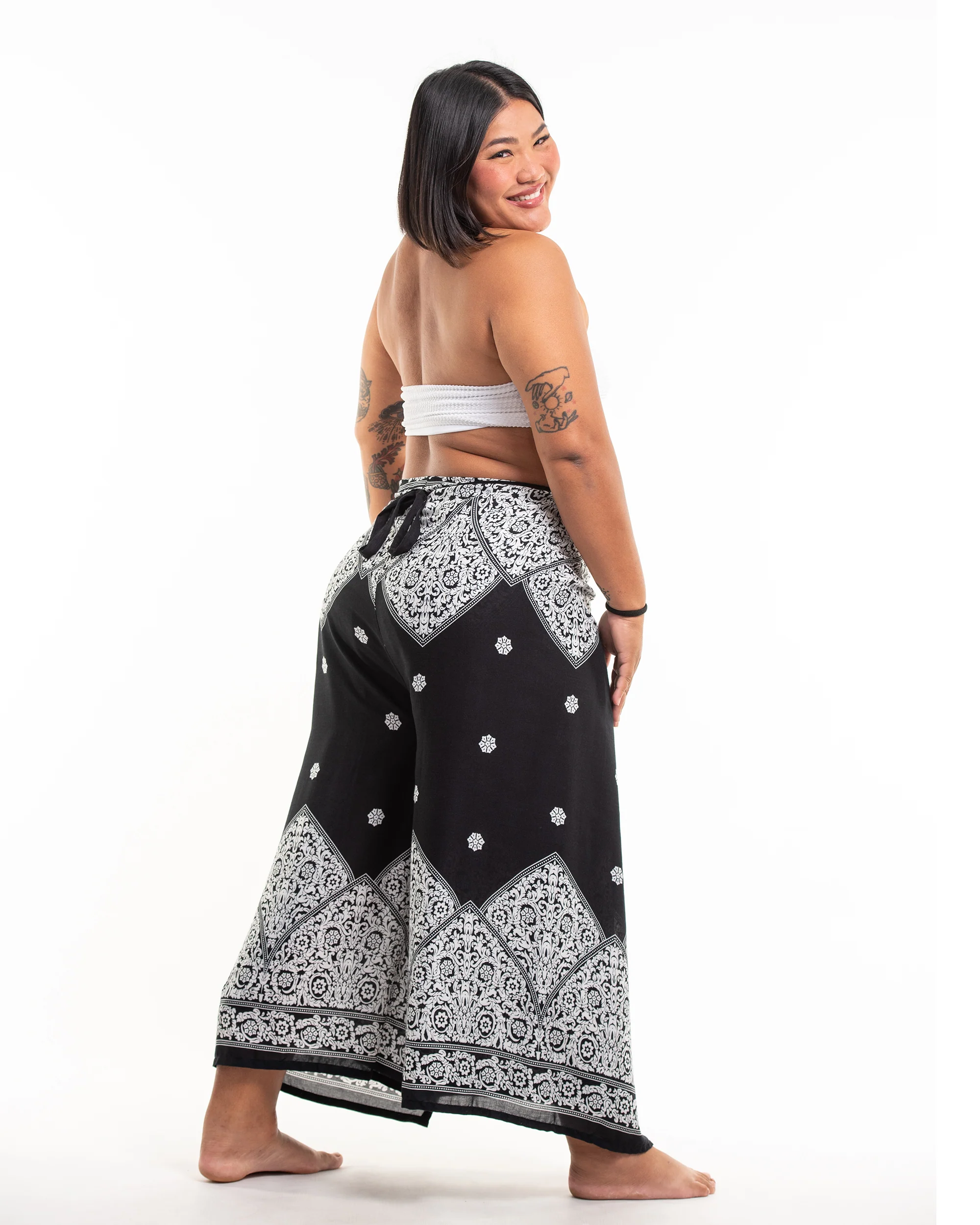 Plus Size Blooming Vines Wrap Palazzo Style Harem Pants in Black - Image 3