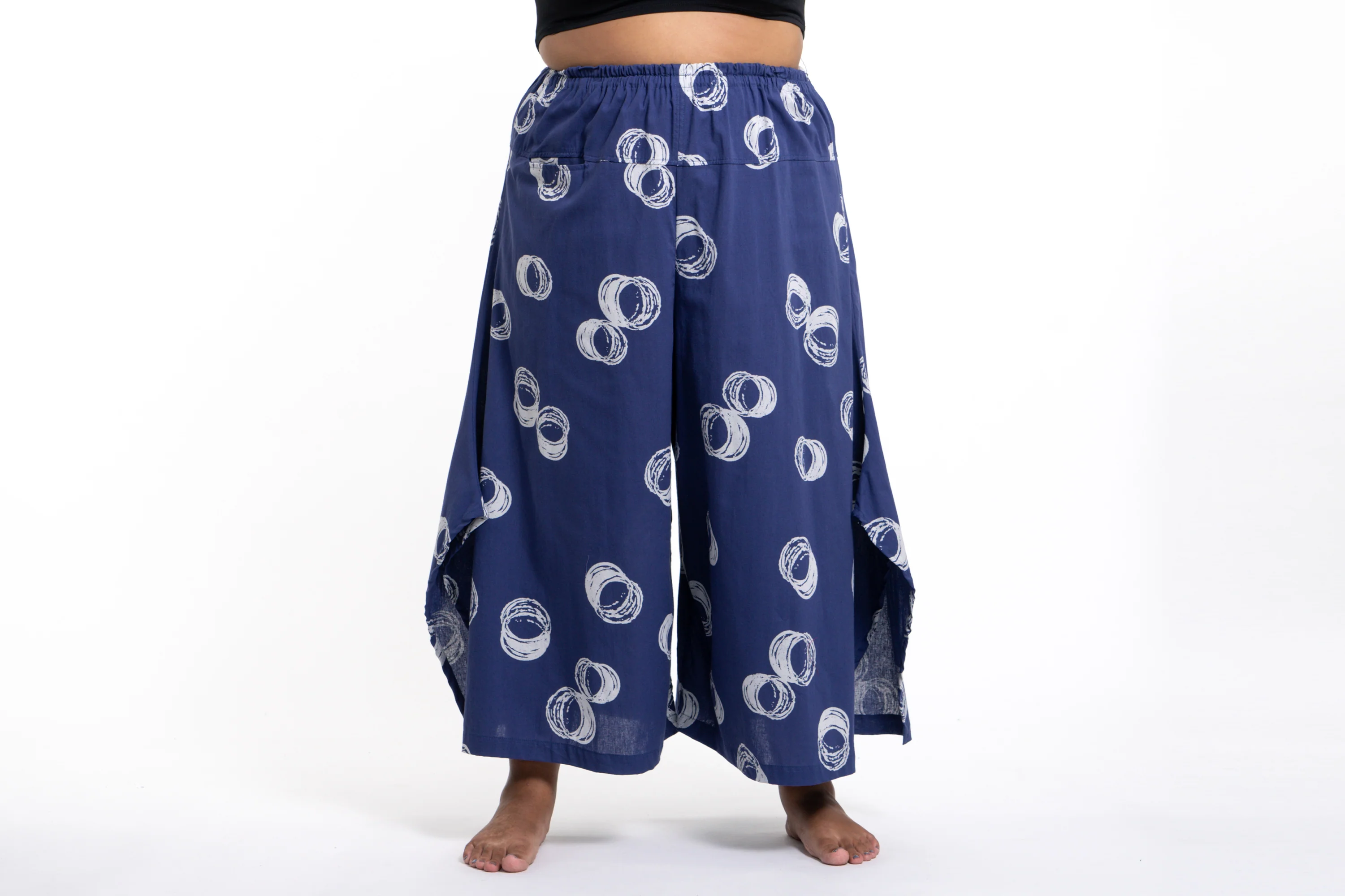 Plus Size Circles Women's Cotton Palazzo Pants in Navy - Image 2