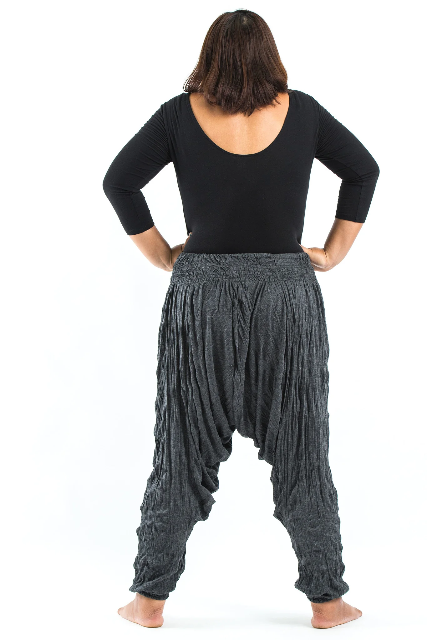 Plus Size Crinkled Cotton Harem Pants in Black - Image 4
