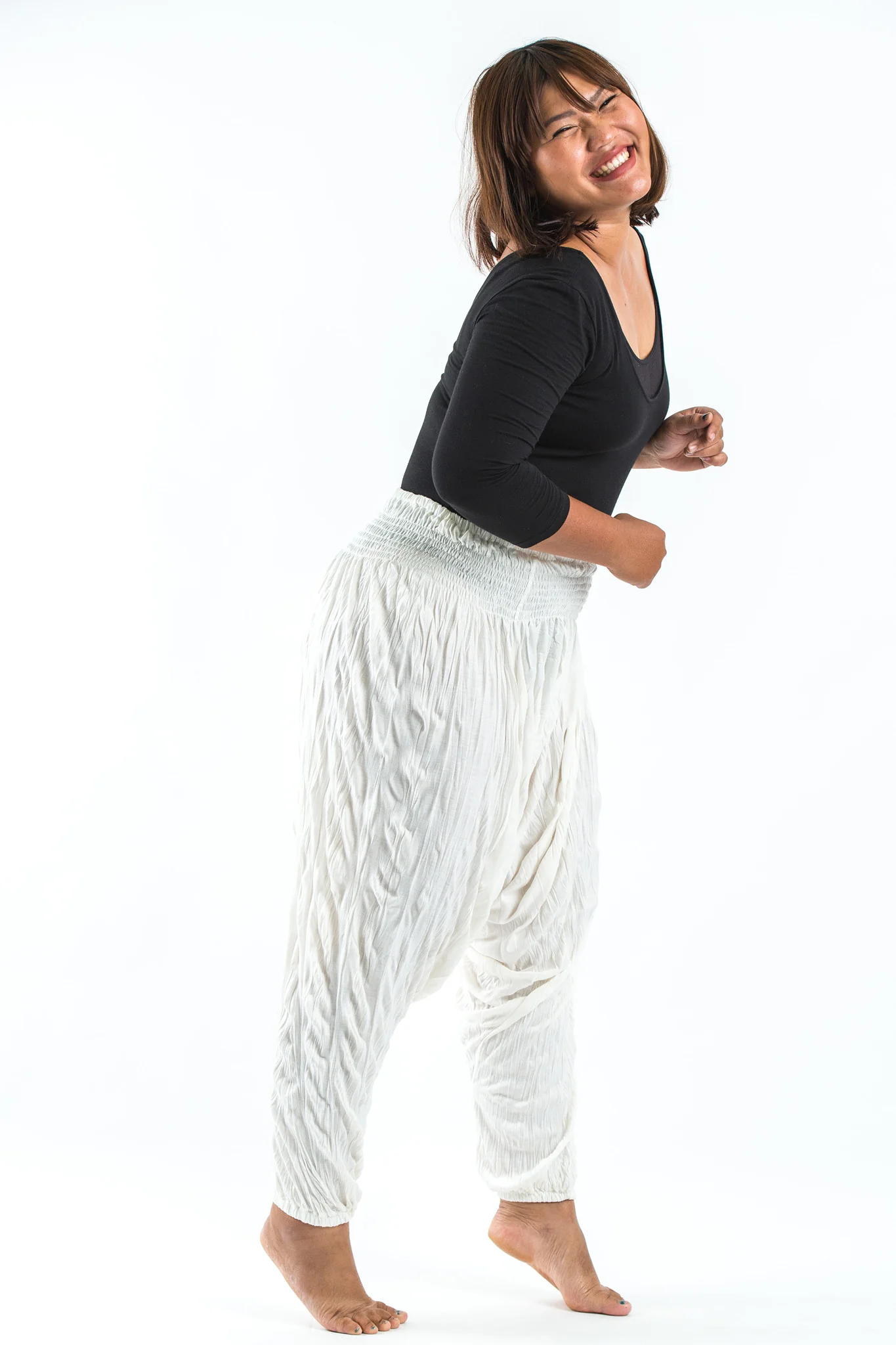 Plus Size Crinkled Cotton Harem Pants in White - Image 3