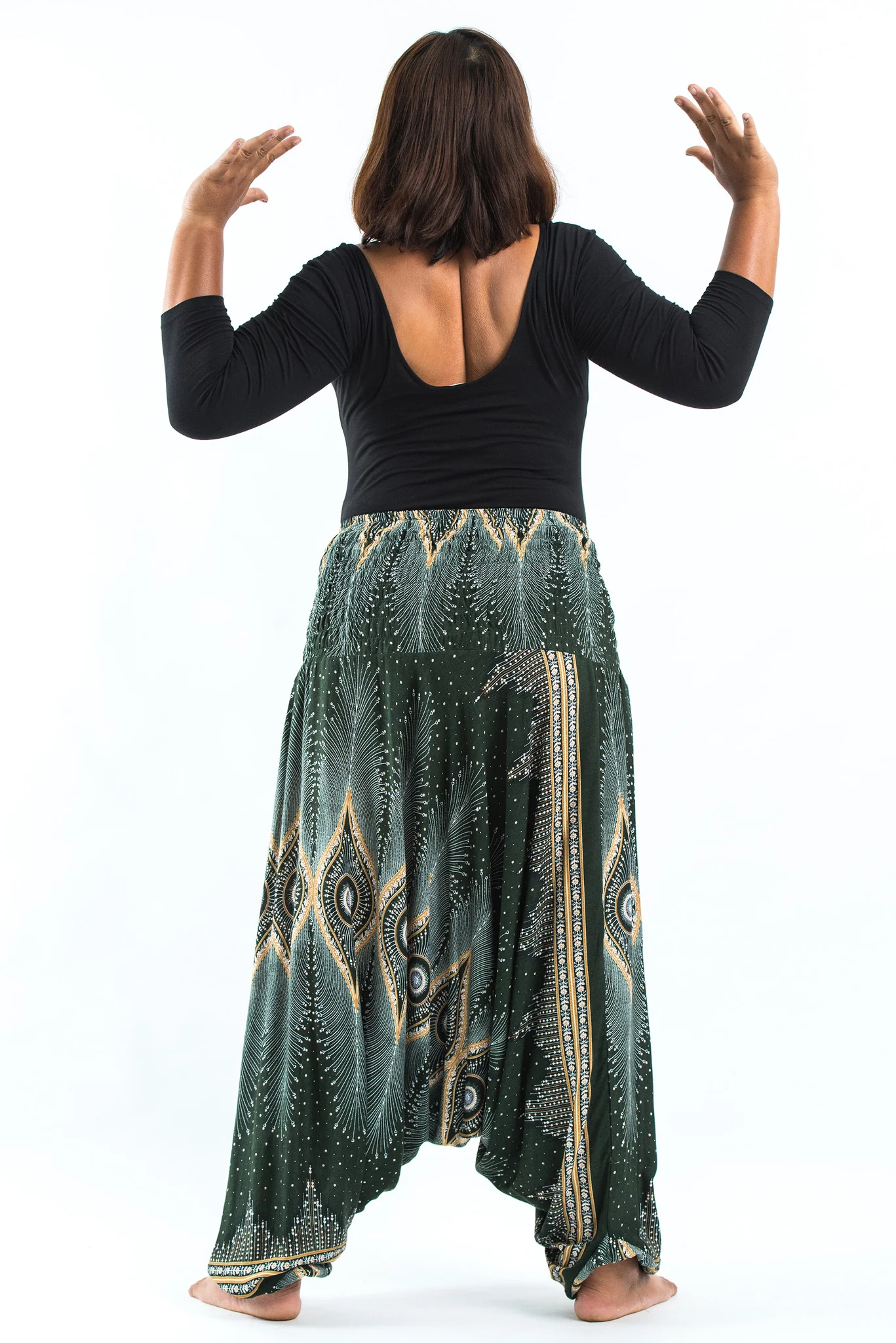 Plus Size Diamond Peacock 2-in-1 Jumpsuit Harem Pants in Green - Image 4