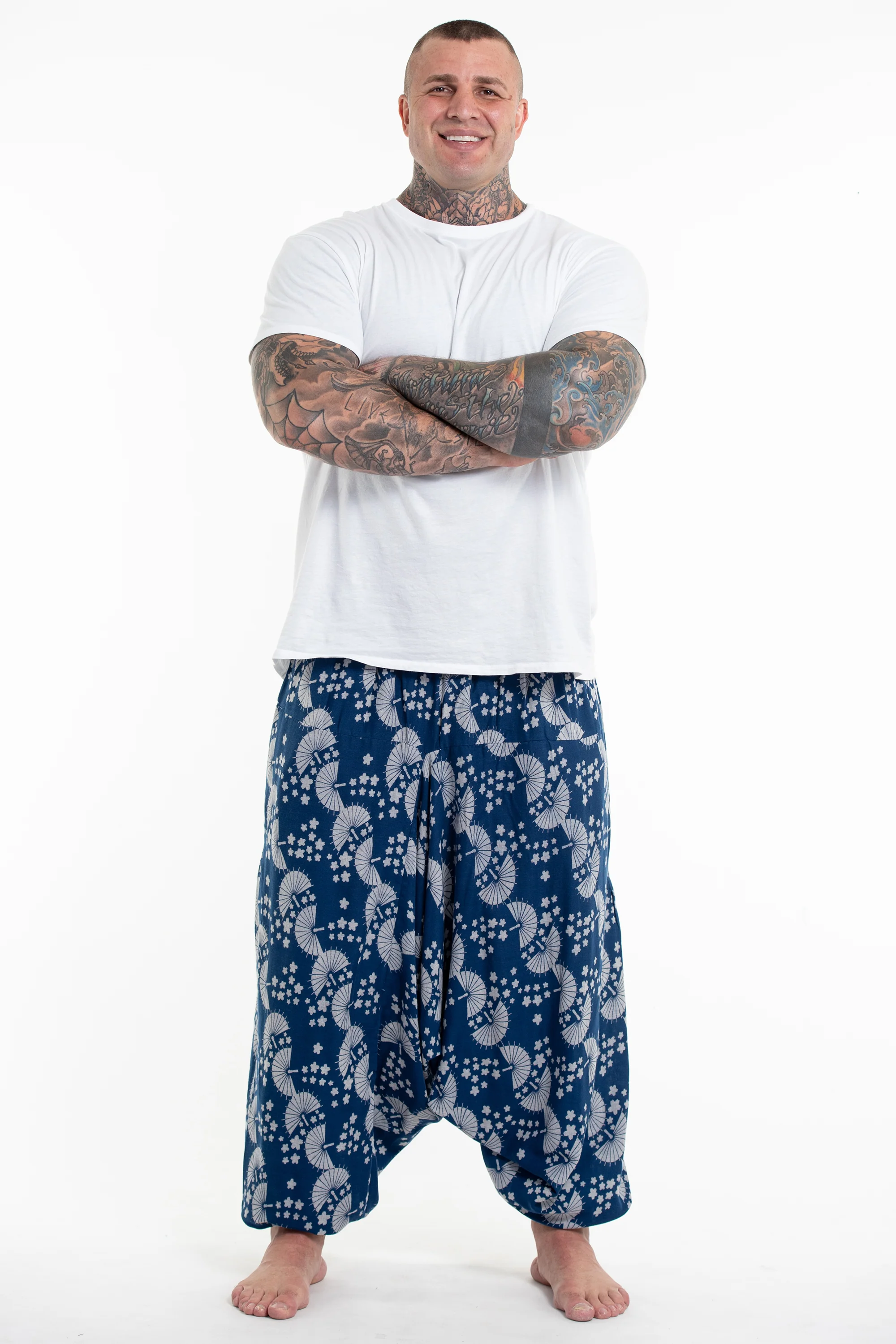Plus Size Fan Prints Men's Low Cut Cotton Harem Pants in Indigo - Image 3