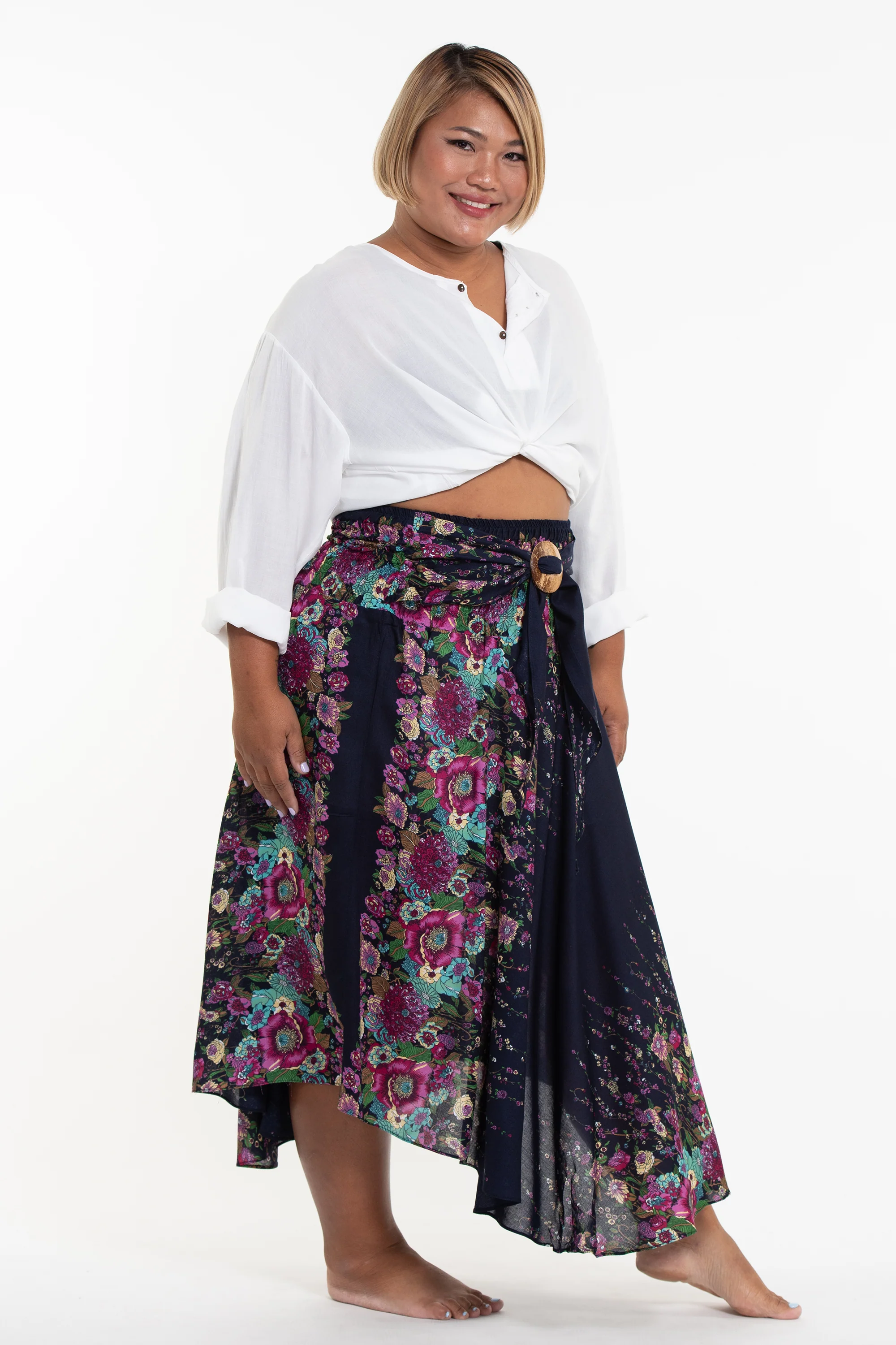 Plus Size Floral Handkerchief Midi Skirt in Blue - Image 3