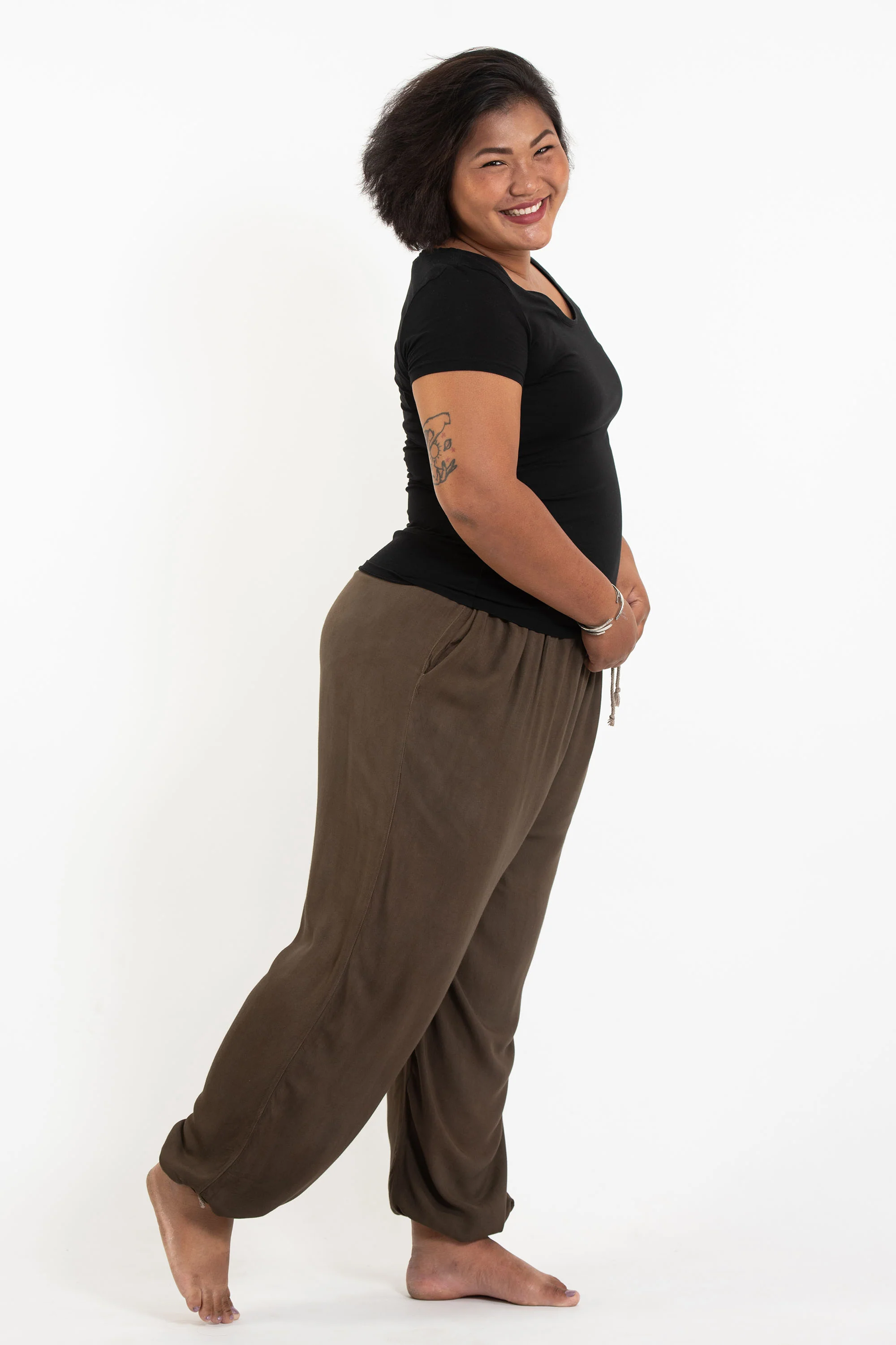 Plus Size Solid Color Drawstring Women's Yoga Massage Pants in Brown - Image 3