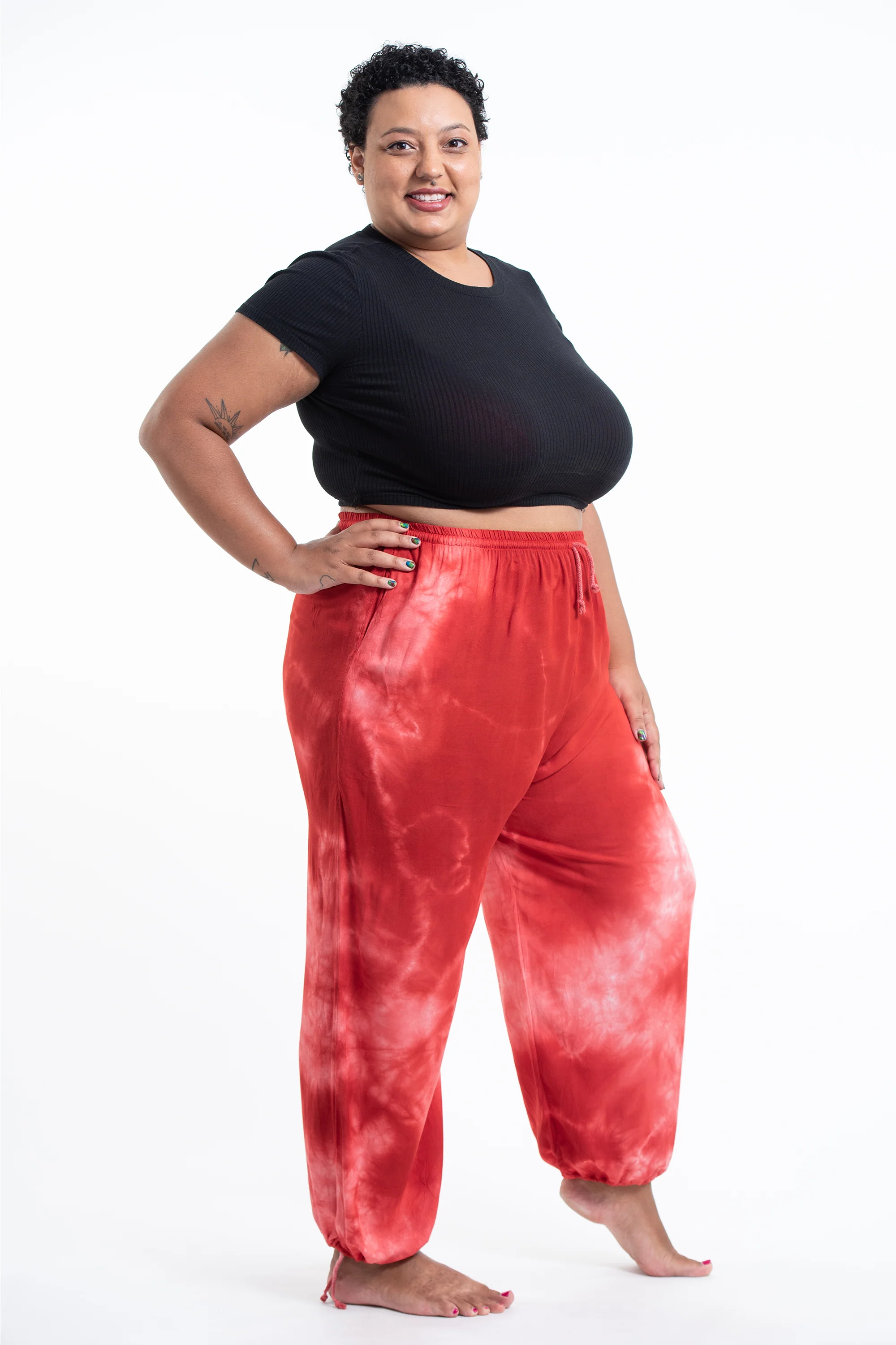 Plus Size Tie Dye Drawstring Women's Yoga Massage Pants in Red - Image 3