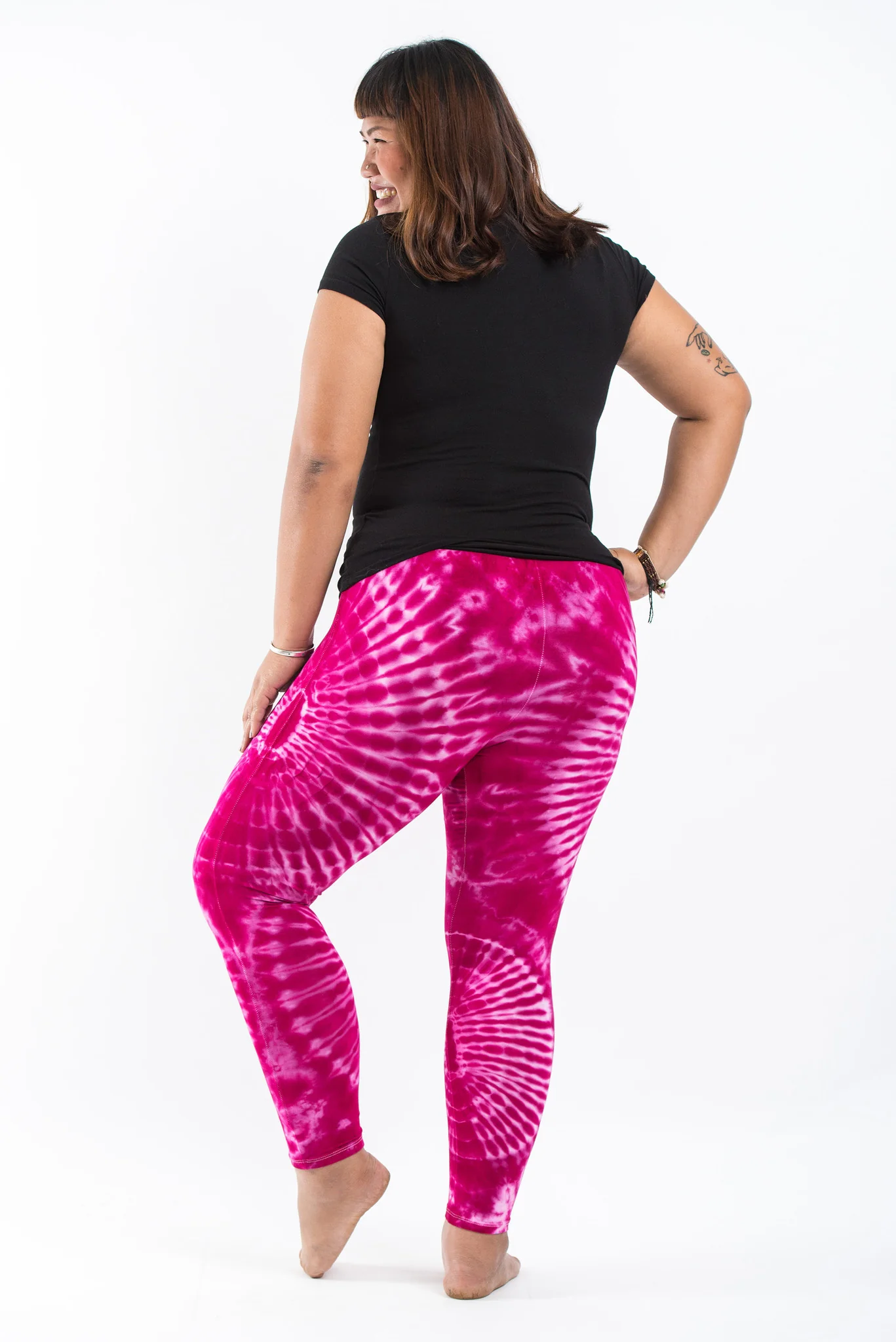 PLUS SIZE Tie Dye Leggings in Pink - Image 3