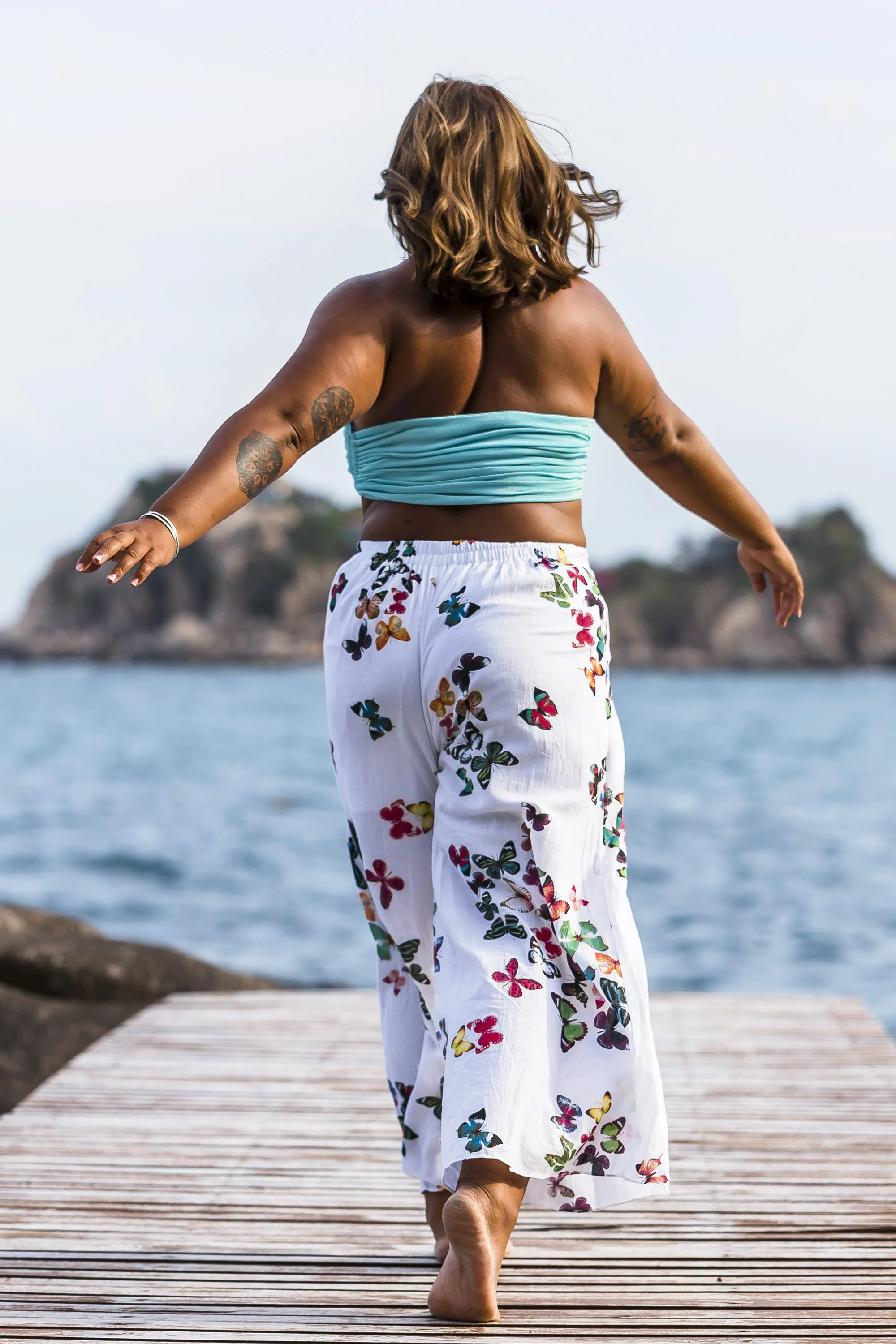 Plus Size Women's Thai Harem Palazzo Pants in Butterflies Pink - Image 4