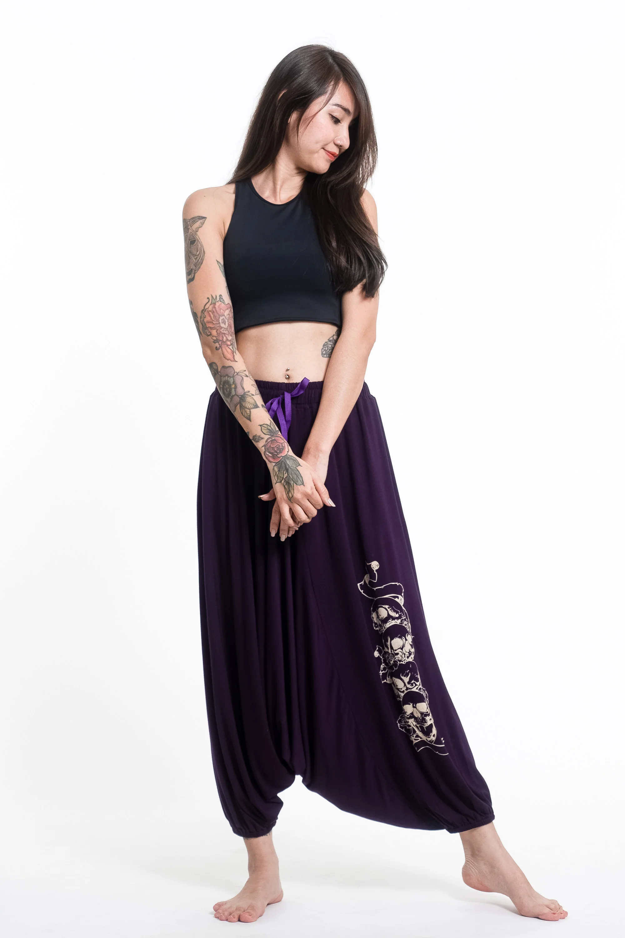 Skulls Print Drawstring Low Cut Harem Pants Cotton Spandex in Purple