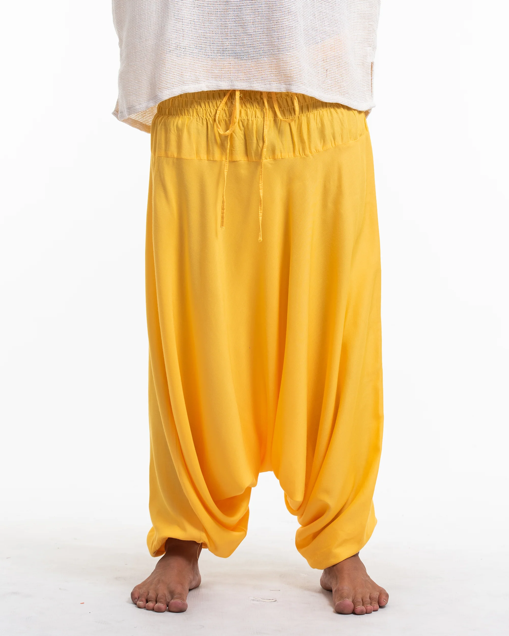 Solid Color Drop Crotch Men's Harem Pants in Light Yellow - Image 2