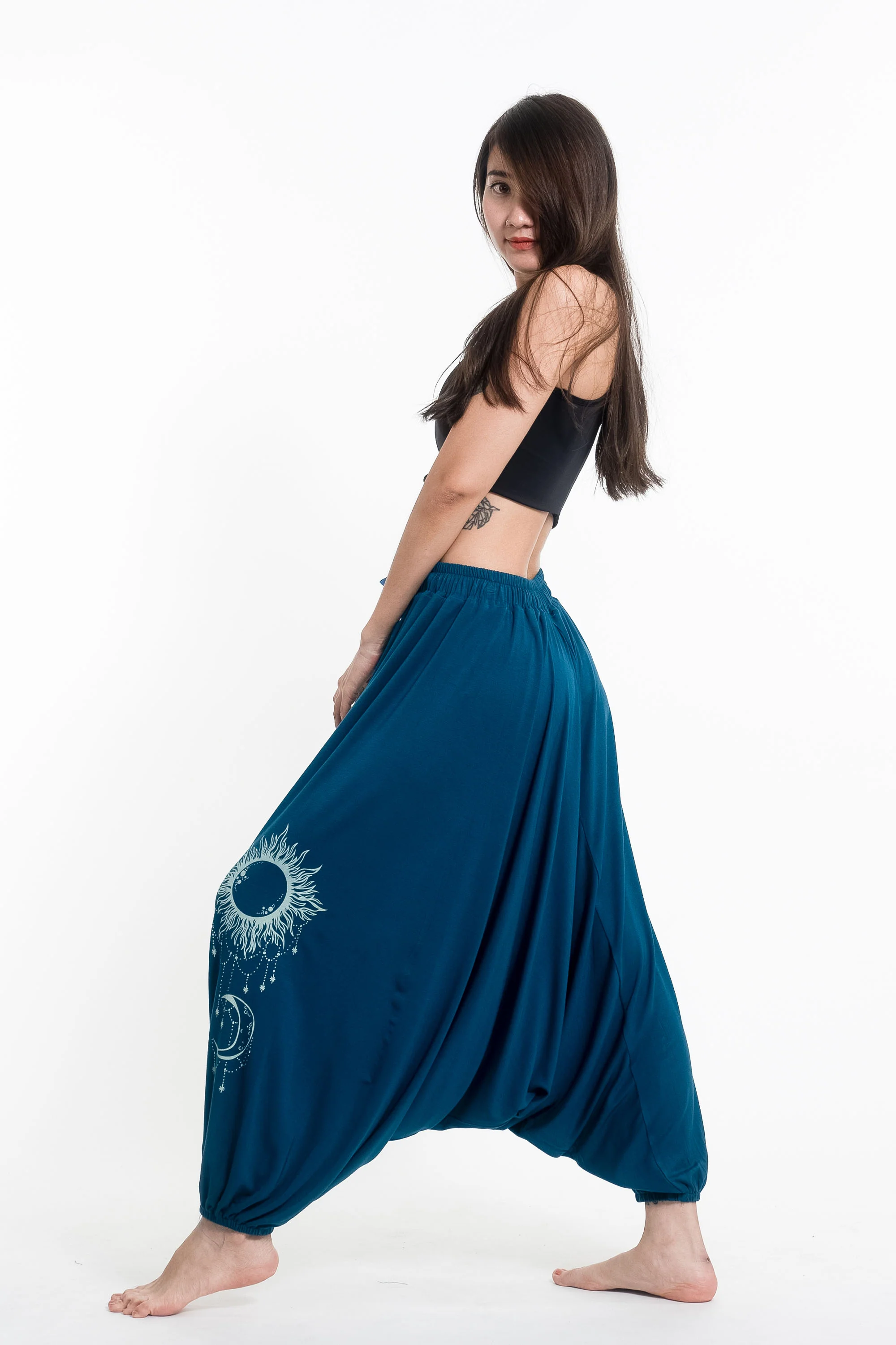 Sun Moon Print Drawstring Low Cut Harem Pants Cotton Spandex in Turquoise - Image 3