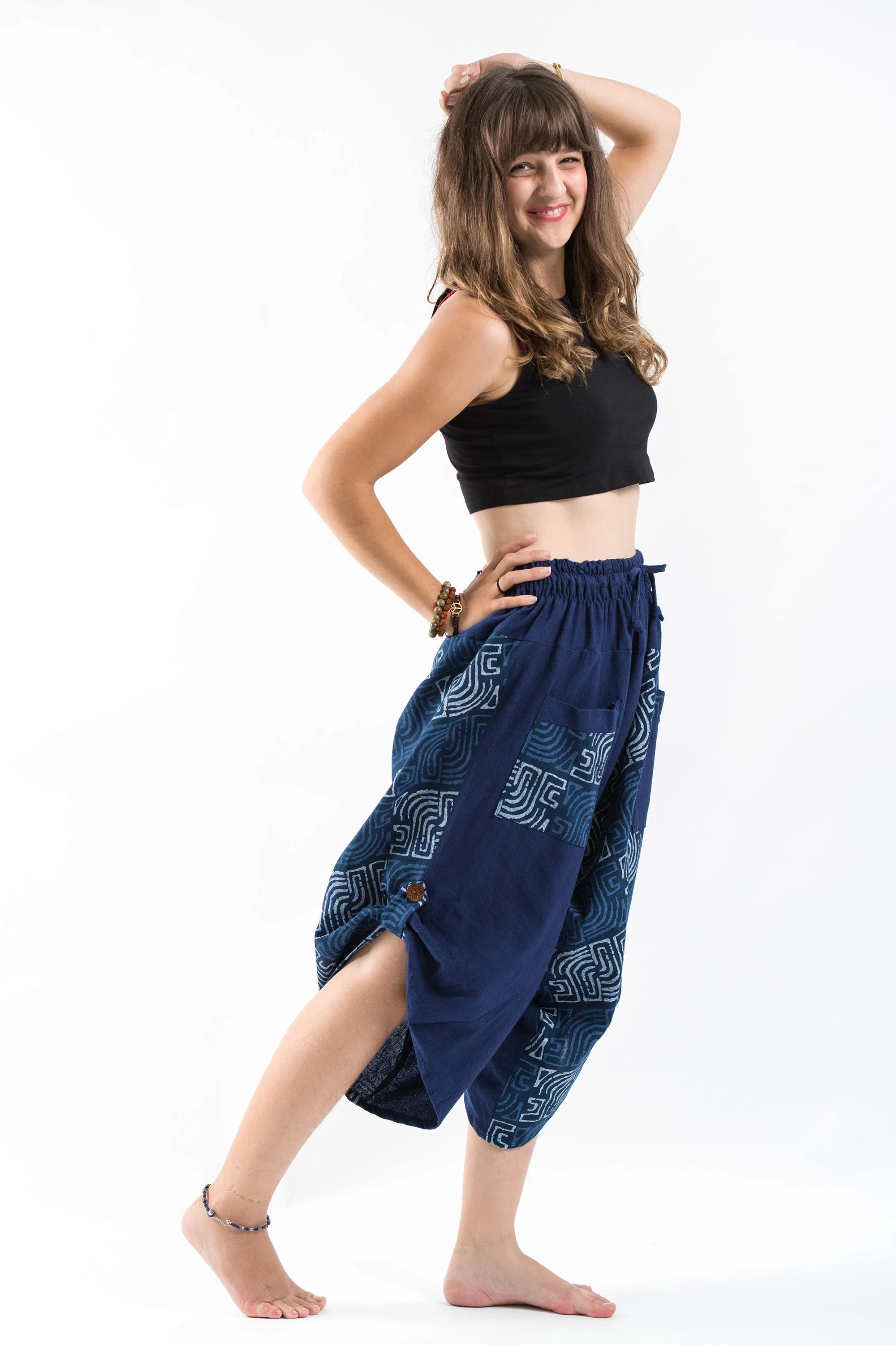 Two Tone Maze Prints Women's Three Quarter Pants in Blue - Image 3