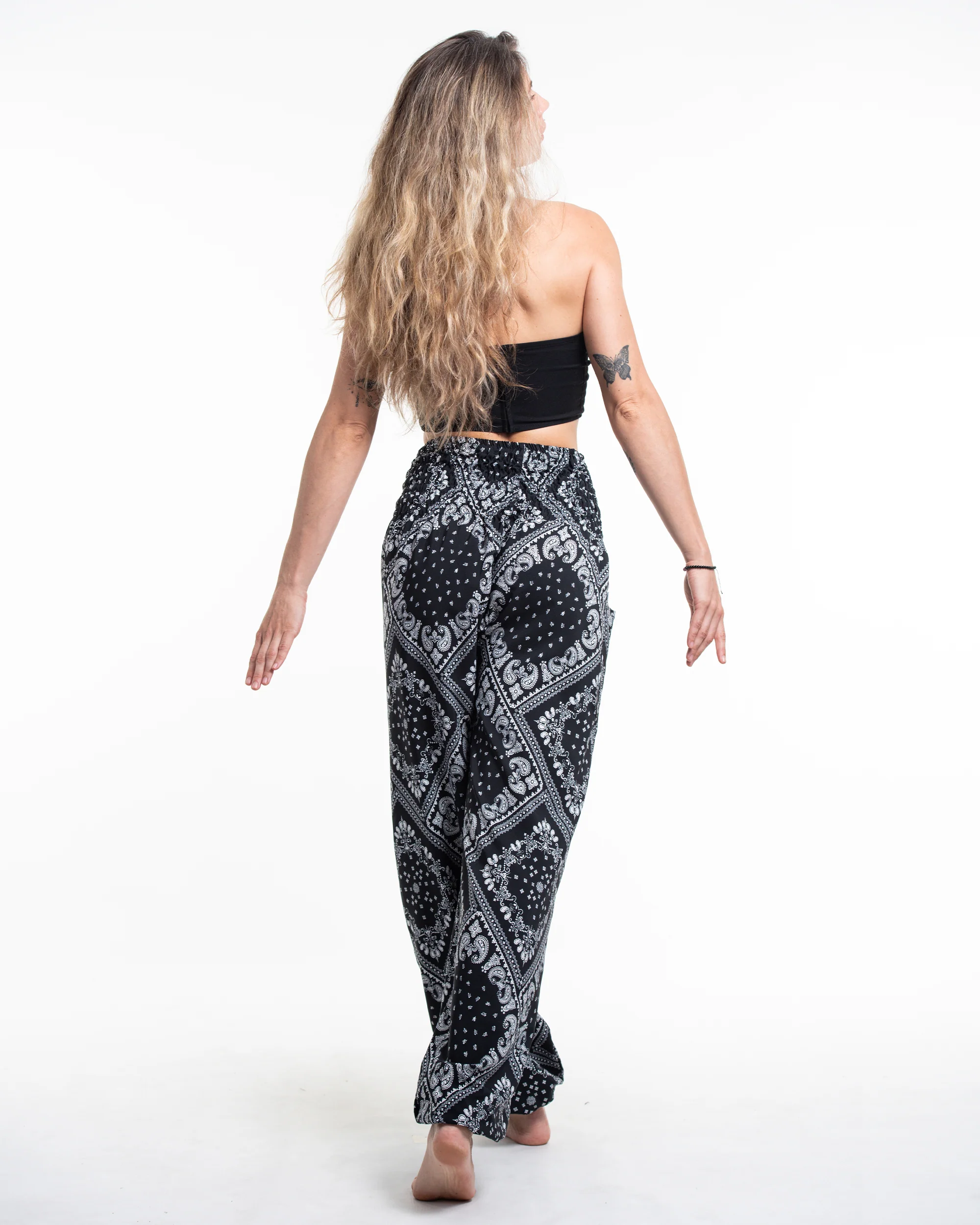 Unisex Patchwork Paisley Lounge Set in Black - Image 5